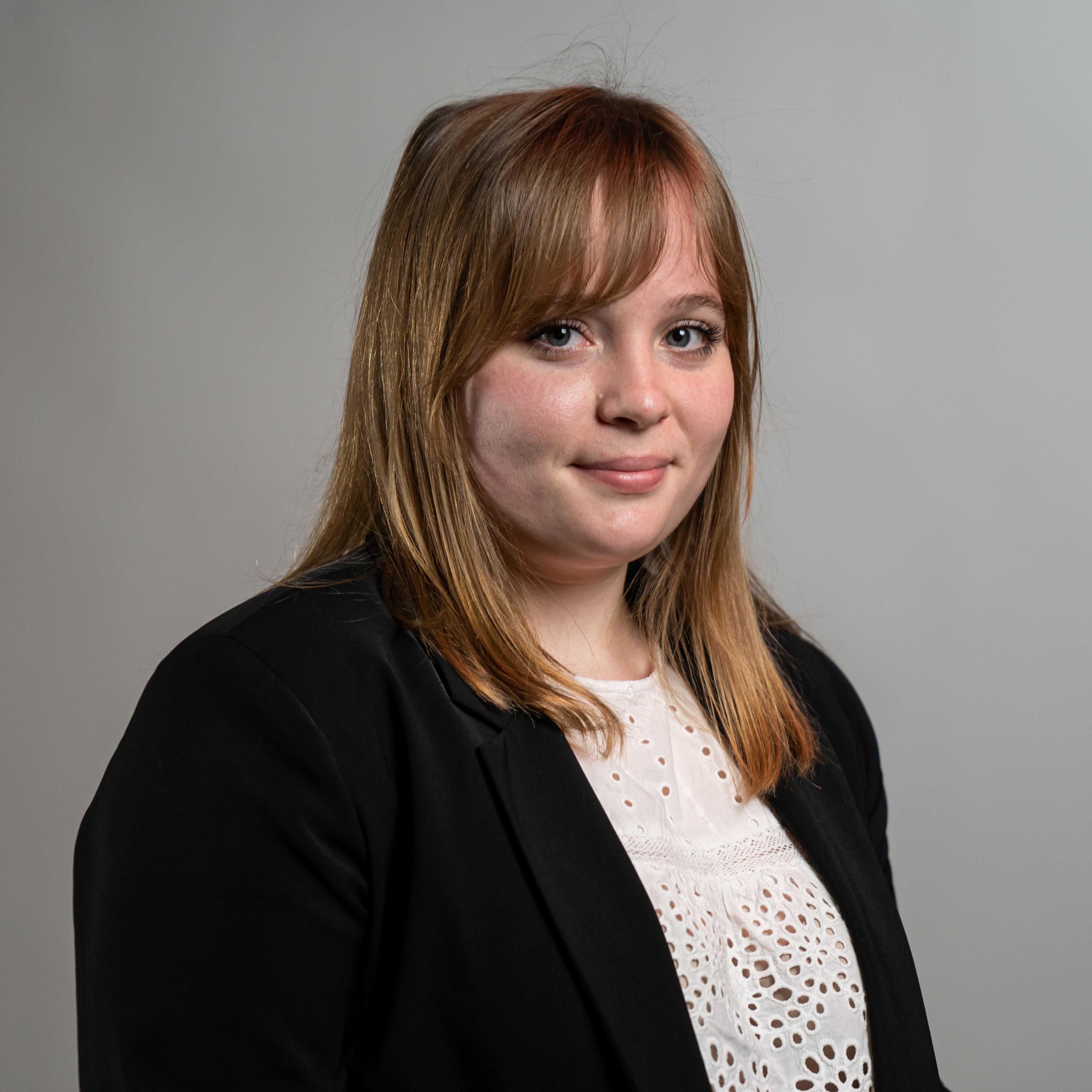 alumni-module--HighlightedAlumni_name--5af89