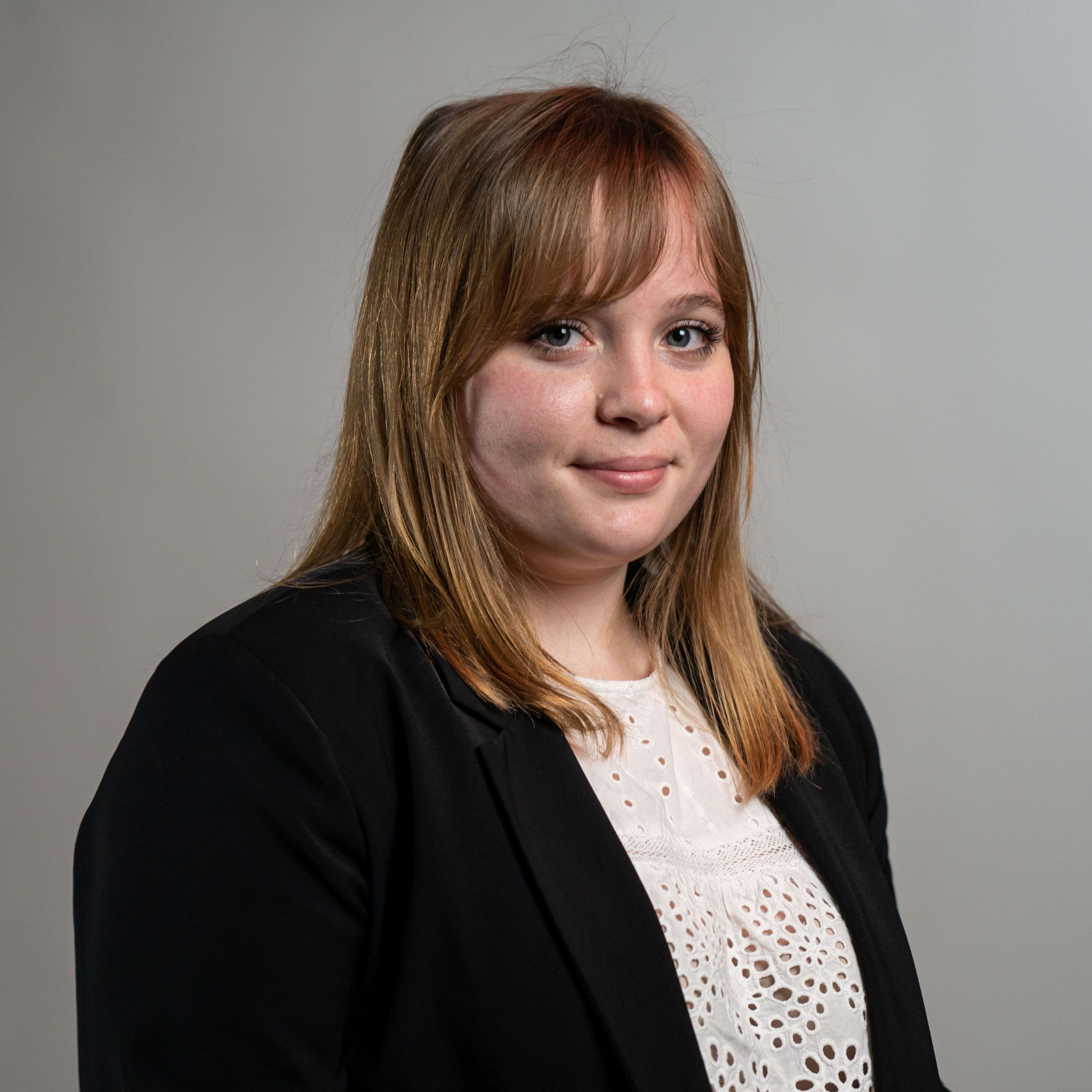 alumni-module--HighlightedAlumni_name--5af89